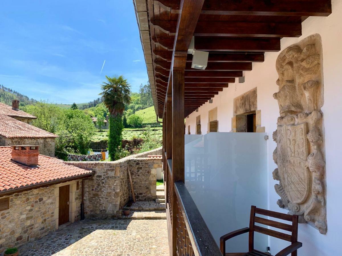 Akla Hotel Suites Valles Pasiegos Saro Eksteriør billede